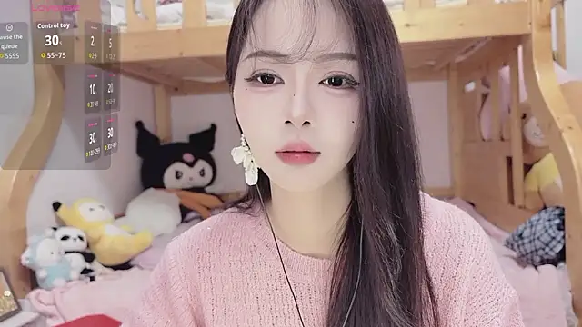 Sue101010 online show from October 25, 1:18 pm