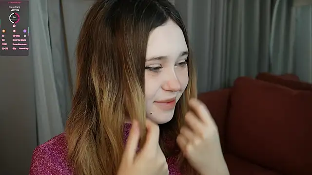 Lina Glow online show from November 30, 6:39 am