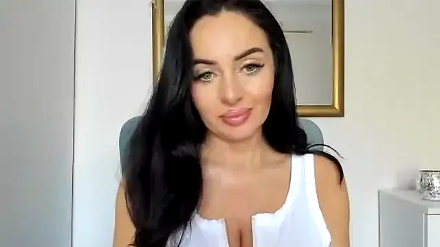 Snapshot of StellaSensual chatting on May 25, 6:52 am StellaSensual online show from May 25, 6:52 am
