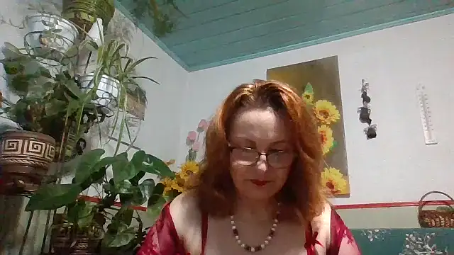 Snapshot of ZhannaLove480 chatting on May 13, 3:48 am ZhannaLove480 online show from May 13, 3:48 am