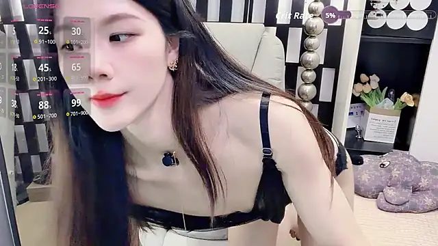 Snapshot of Yueyue-MM chatting on April 26, 1:47 am Yueyue-MM online show from April 26, 1:47 am