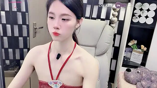 Snapshot of Yueyue-MM chatting on May 22, 2:33 pm Yueyue-MM online show from May 22, 2:33 pm