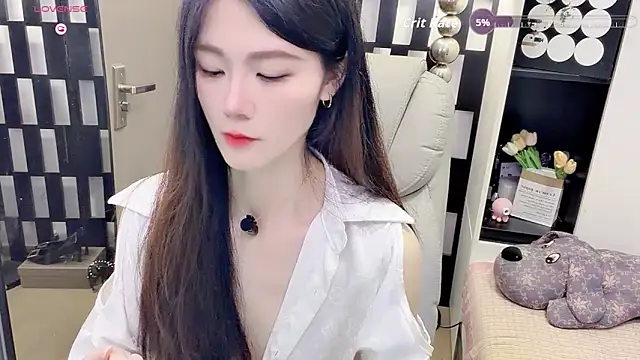 Snapshot of Yueyue-MM chatting on May 28, 2:09 am Yueyue-MM online show from May 28, 2:09 am