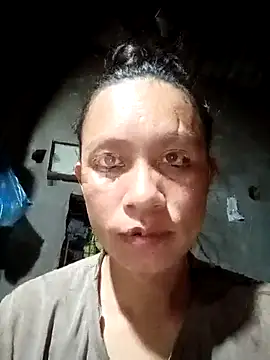 Snapshot of simi-lucy chatting on October 27, 11:58 am simi-lucy online show from October 27, 11:58 am