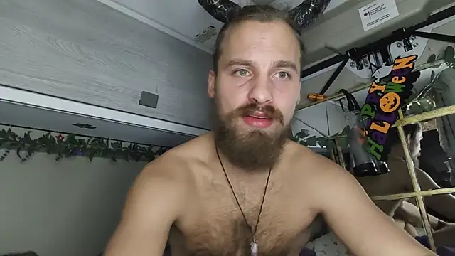 JuliCarl online show from October 30, 8:20 pm