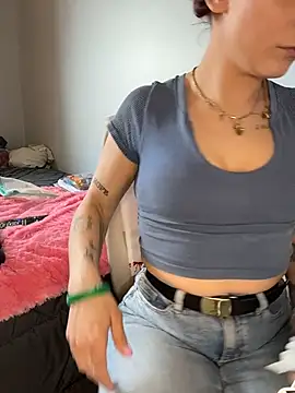 d3luluxx online show from February 27, 4:51 pm