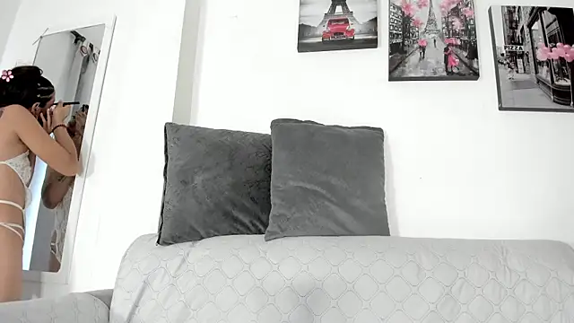 Grettel w online show from March 27, 7:35 pm