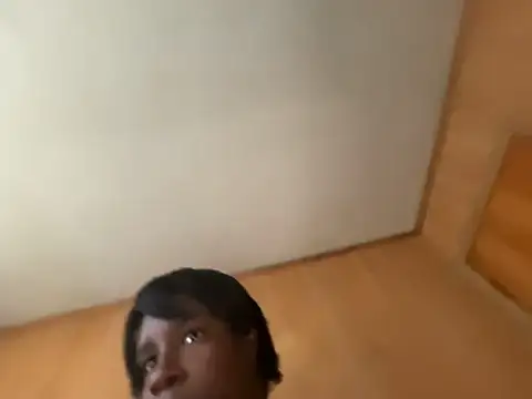 Snapshot of saltlightEmber chatting on January 18, 8:12 pm saltlightEmber online show from January 18, 8:12 pm