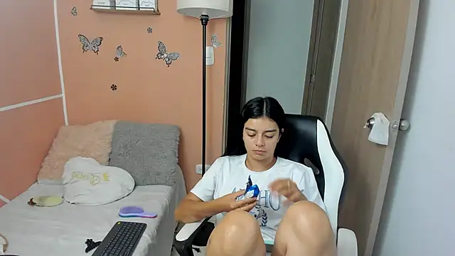 valerihouse online show from December 2, 12:52 am