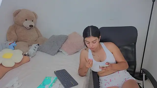 valerihouse online show from November 7, 1:16 am