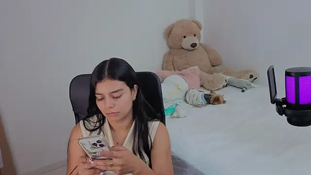 valerihouse online show from November 27, 1:51 am