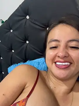 Snapshot of salo-rousee chatting on June 11, 10:13 am salo-rousee online show from June 11, 10:13 am