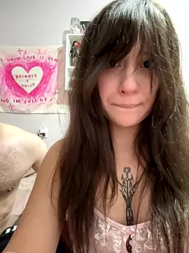 Snapshot of SliceOfDesire chatting on October 27, 10:58 pm SliceOfDesire online show from October 27, 10:58 pm