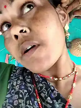 Pooja750 online show from November 11, 3:06 am