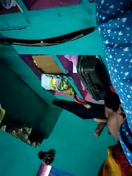 Pooja750 online show from February 3, 6:40 am