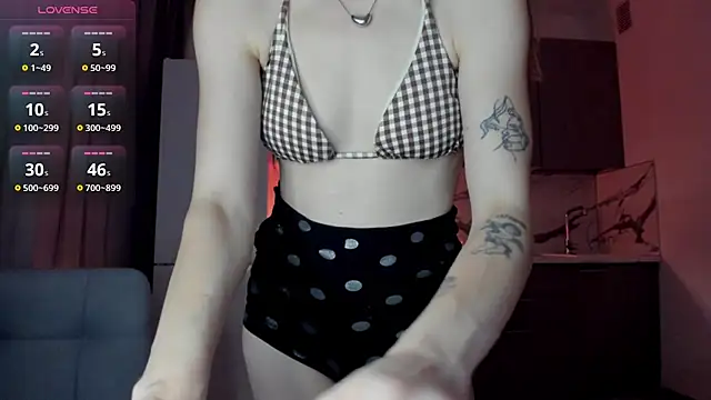 Miriamleroy  online show from October 9, 10:52 pm