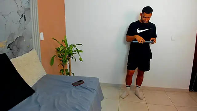  online show from October 25, 11:29 am