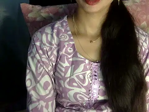 Snapshot of Rahat_S chatting on May 16, 6:32 am Rahat S online show from May 16, 6:32 am