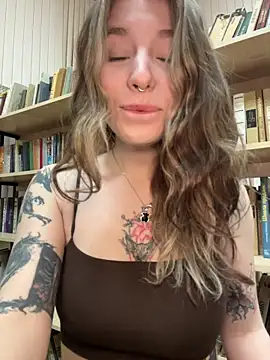 Mimiumuy online show from April 4, 6:38 pm