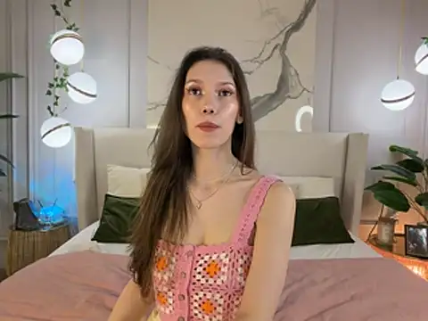 MaryNixon  online show from April 6, 5:19 am