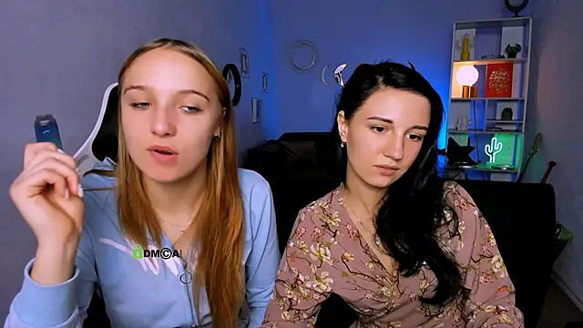 Snapshot of keylas_moan chatting on October 6, 12:35 pm keylas moan online show from October 6, 12:35 pm