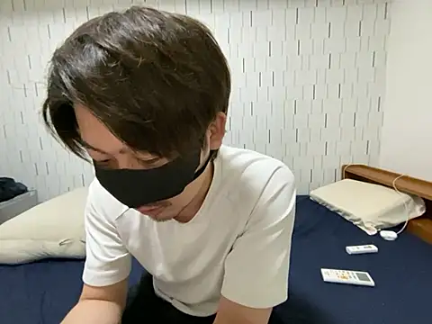 Arista 09 online show from October 17, 7:00 am