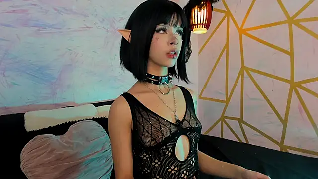 badfairy online show from October 8, 5:38 am