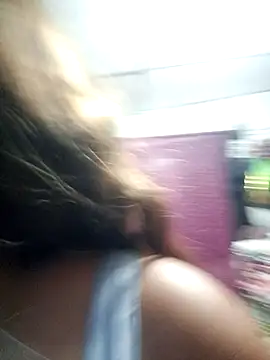 Snapshot of Rositam chatting on October 12, 11:04 pm Rositam online show from October 12, 11:04 pm