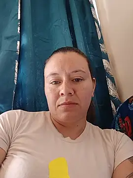 Snapshot of Hannah-colx chatting on July 10, 5:48 pm Hannah-colx online show from July 10, 5:48 pm