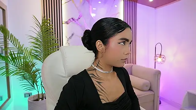 GiaNovak online show from November 20, 11:43 am