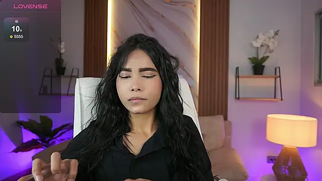 GiaNovak online show from December 15, 7:07 pm