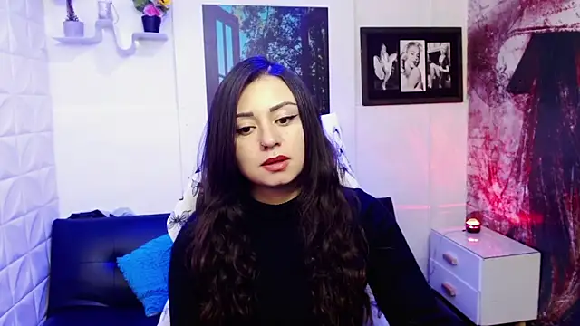 Eva Roussell online show from October 22, 4:18 pm