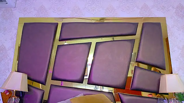 EmilieLake online show from March 11, 9:43 pm