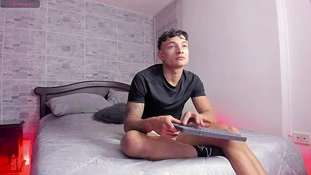 DavisFirb online show from November 22, 3:05 am