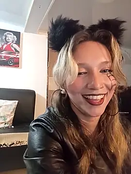 Snapshot of Licethf00x chatting on October 31, 2:12 am Licethf00x online show from October 31, 2:12 am