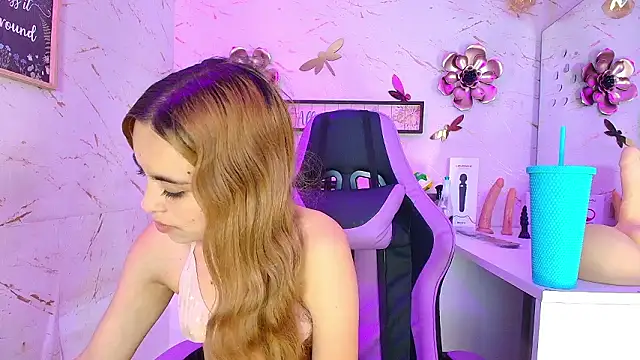 Natasha-Adams online show from February 3, 9:42 pm