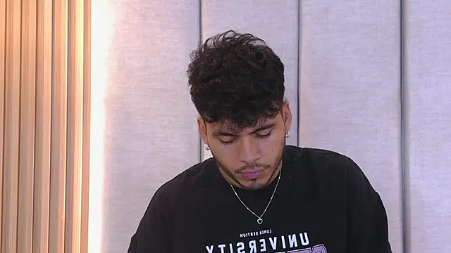 AlexanderJordan online show from December 21, 2:51 am