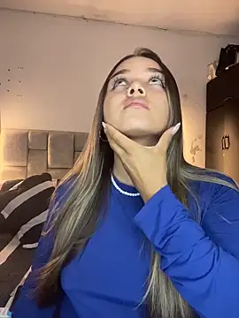 AnnyLopezzz  online show from March 9, 5:11 am