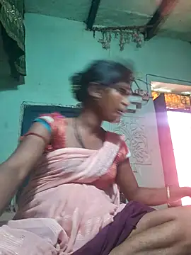 parmila203 online show from April 14, 5:35 am