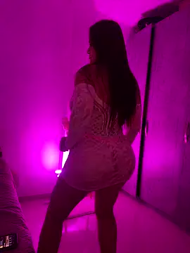 kattywil online show from November 21, 6:12 am