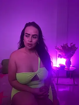 kattywil online show from March 24, 5:01 am