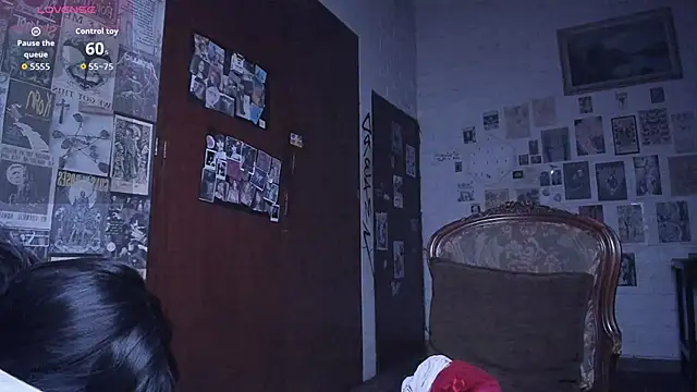 Snapshot of DiosaSexSymbol chatting on October 16, 5:08 am DiosaSexSymbol online show from October 16, 5:08 am