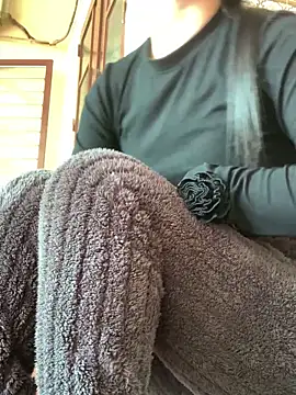 Tieuvi 18 online show from January 7, 4:59 am