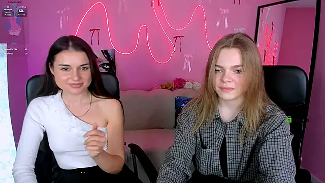 veronica bubble online show from April 3, 7:12 pm