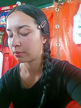 Snapshot of Sol_Sunny chatting on July 17, 9:19 pm Sol Sunny online show from July 17, 9:19 pm