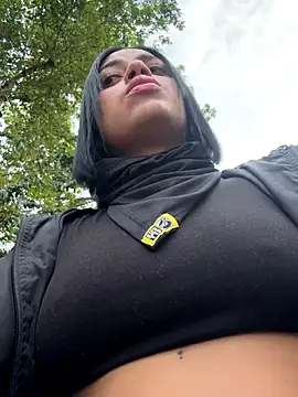 AlannaEvons online show from November 8, 8:07 pm