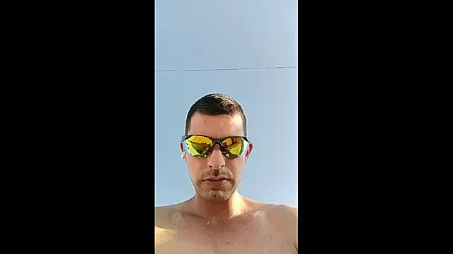 Snapshot of Greek_crazy_couple chatting on October 10, 1:54 pm Greek crazy couple online show from October 10, 1:54 pm