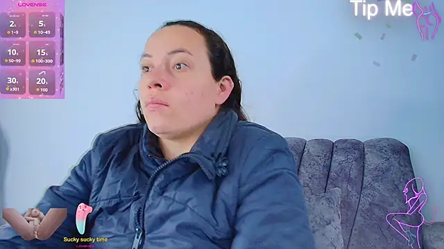 Snapshot of _honey12 chatting on October 16, 11:55 am honey12 online show from October 16, 11:55 am