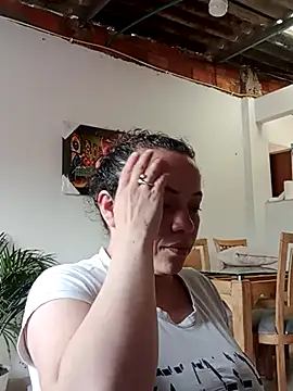 Snapshot of _honey12 chatting on October 31, 5:25 pm honey12 online show from October 31, 5:25 pm