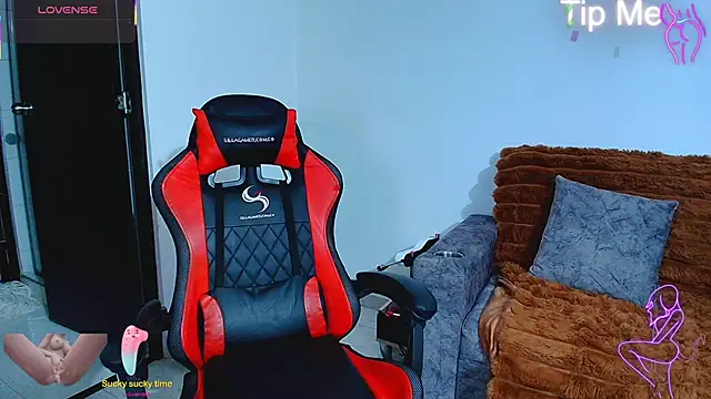 Snapshot of _honey12 chatting on November 4, 1:43 pm honey12 online show from November 4, 1:43 pm